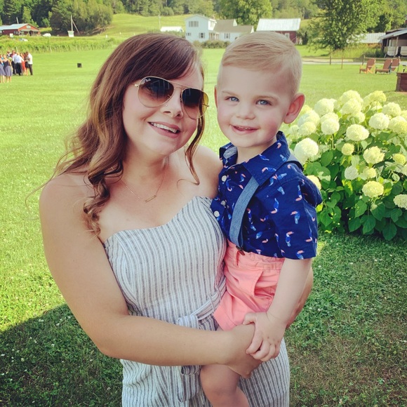 Meet your Posher, Miriah - Picture 1 of 1